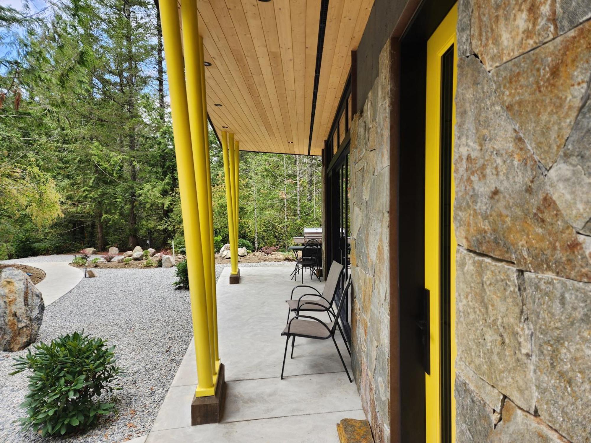 The Shed At Moon Dance Ξενοδοχείο Madeira Park Εξωτερικό φωτογραφία