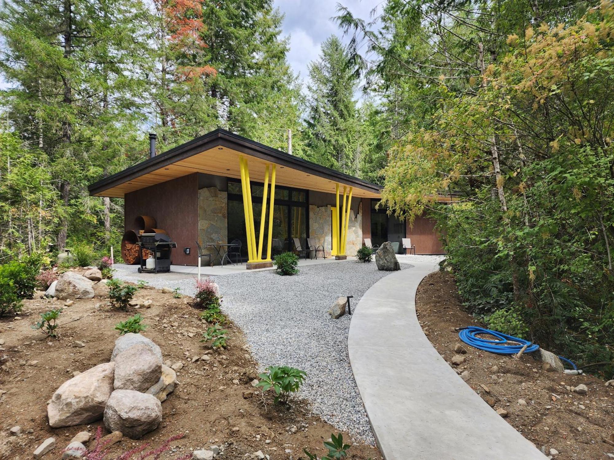The Shed At Moon Dance Ξενοδοχείο Madeira Park Εξωτερικό φωτογραφία